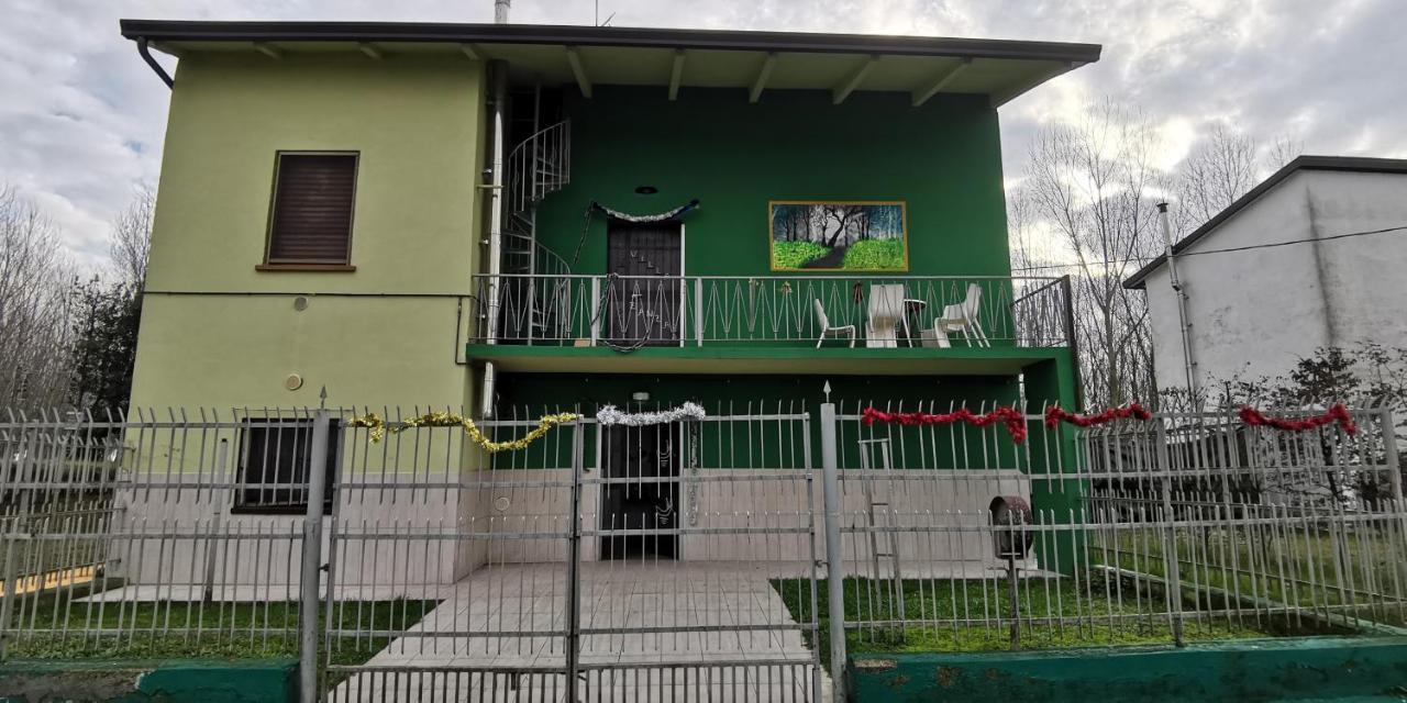 Villa Pertini Appartamento Primo Piano Nel Parco Oglio Sud Canneto sull'Oglio ภายนอก รูปภาพ
